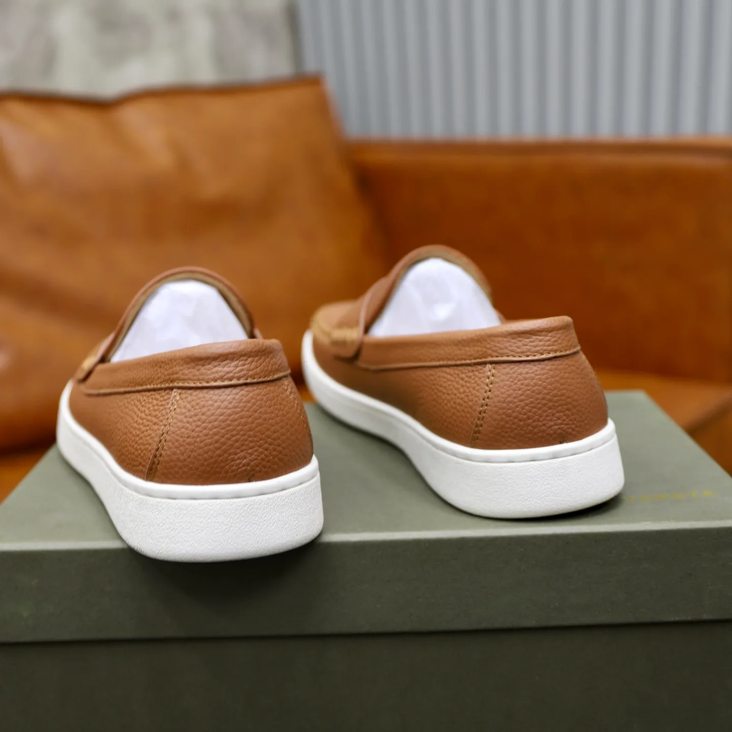 Men's men's shoes 💰480💰BOTTEG* VENET* - high-end boutique Size: 38-44 (45 customized) BV new product, calfskin surface, water-dyed cowhide lining, classic style harmoniously blends with contemporary fashion temperament, rubber soles are light and flexible, water-dyed cowhide lining!